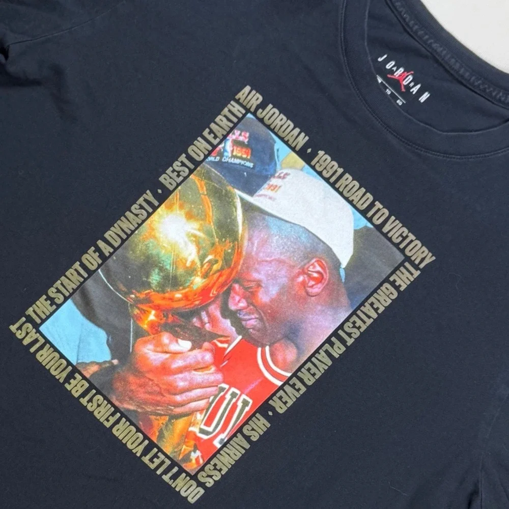 Jordan Michael Jordan 1991 Road to Victory‎ Graphic T-Shirt Black XL AT8936-010